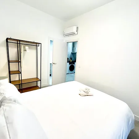 Convenient, Charming Apartment 15 Mins From City Center Valencia Exterior photo